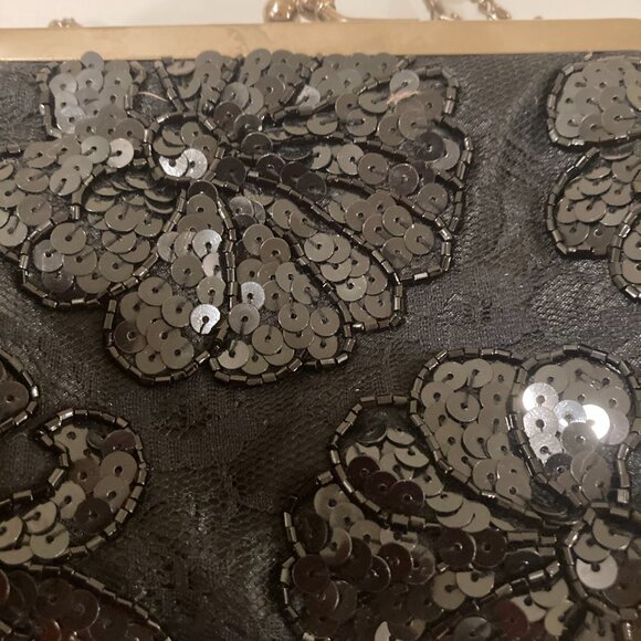 Beaded Floral Black Kiss Lock Clutch Purse with Chain Strap - Picture 7 of 8